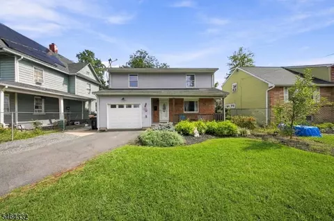 953 W 5th St, Plainfield, NJ 07063
