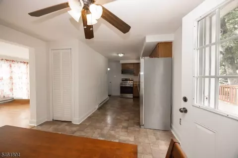Entry Way - 62 Summit Dr, Wantage, NJ 07461 photo 2 of 6