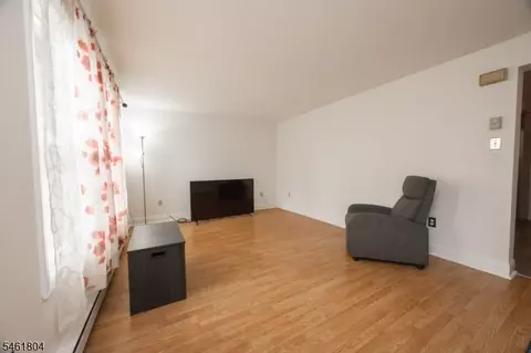 Living - 62 Summit Dr, Wantage, NJ 07461 photo 2 of 2