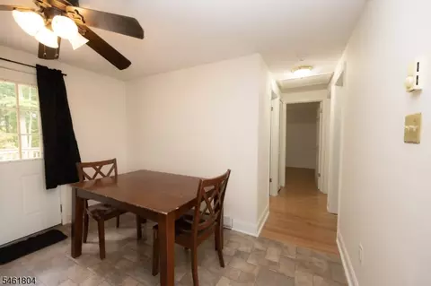 Entry Way - 62 Summit Dr, Wantage, NJ 07461 photo 3 of 6