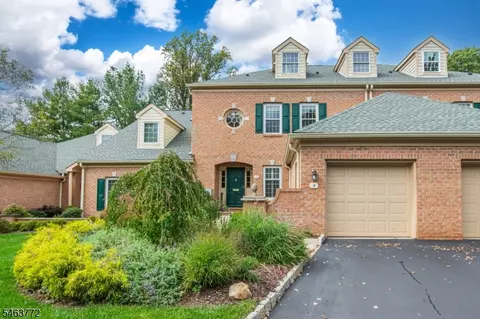 4 Pippins Way, Morristown, NJ 07960