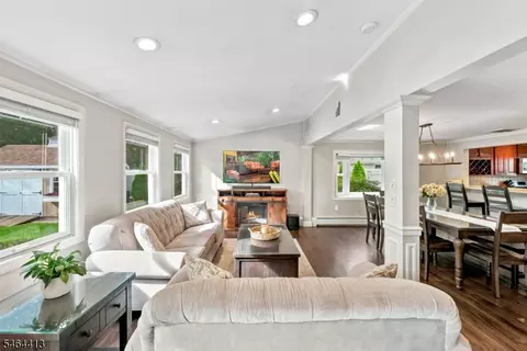 Entry Way - 59 Eagle Dr, Emerson, NJ 07630 photo 3 of 8