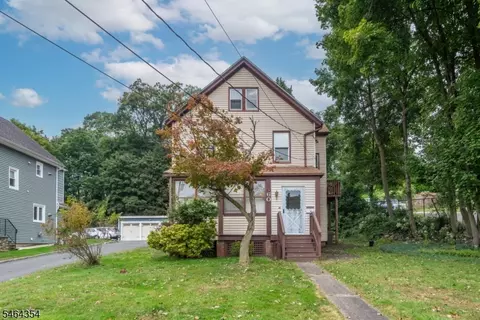60 Martin Rd, Verona, NJ 07044