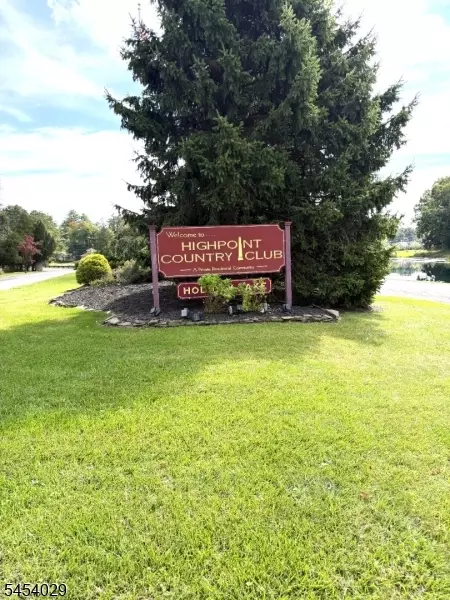 113 B North Shr, Montague Twp, NJ 07827