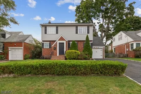 86 Elm St, Dumont, NJ 07628
