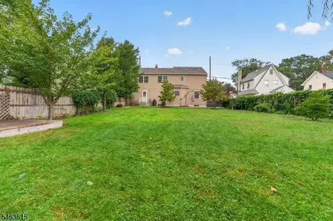 Exterior - 587 Greenbrook Rd, North Plainfield, NJ 07063 photo 5 of 5