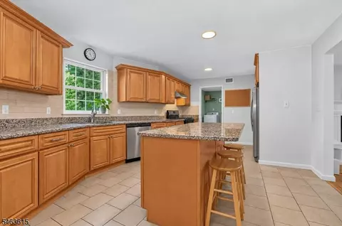 Kitchen - 587 Greenbrook Rd, North Plainfield, NJ 07063 photo 1 of 3