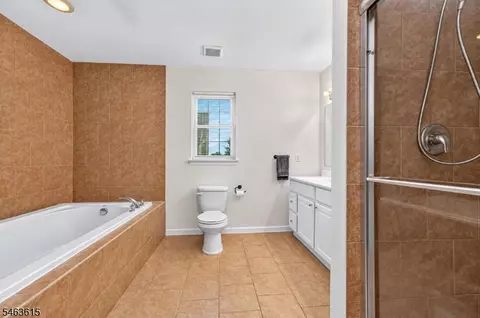 Bath - 587 Greenbrook Rd, North Plainfield, NJ 07063 photo 2 of 4