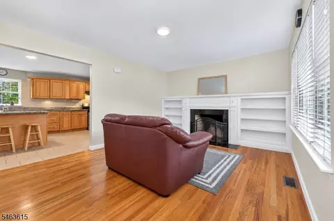 Living - 587 Greenbrook Rd, North Plainfield, NJ 07063 photo 1 of 2