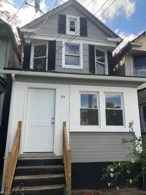 273 S 18th St, Newark, NJ 07103