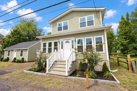 Exterior - 406 Skillman Rd, Skillman, NJ 08558 photo 2 of 6