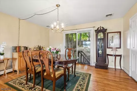 Dining - 13 Edison Dr, Summit, NJ 07901 photo 3 of 3