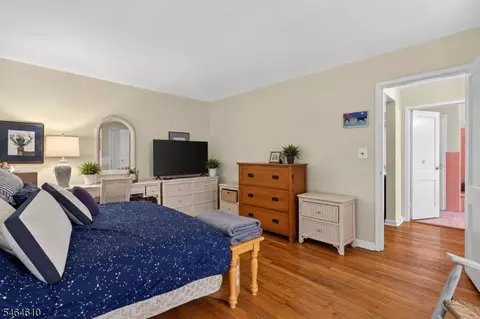Bedroom - 80 Troy Dr # A, Springfield, NJ 07081 photo 1 of 2