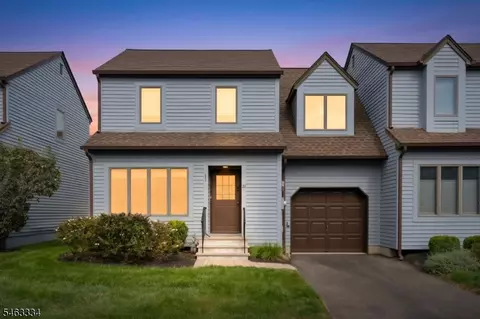 21 Village Park Ct, Scotch Plains, NJ 07076