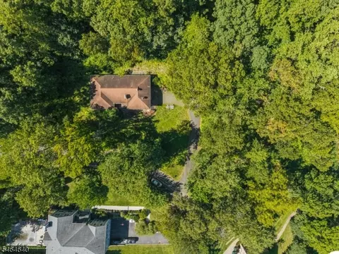 50 Mountain Ave, Chatham Twp, NJ 07928