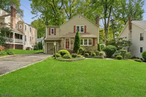 2382 Longfellow Ave, Scotch Plains, NJ 07076