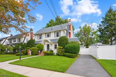 417 E 40th St, Paterson, NJ 07504