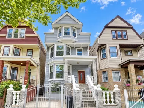324 Clifton Ave, Newark, NJ 07104