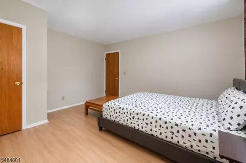 Bedroom - 66 Edison Ave, Edison, NJ 08820 photo 4 of 5