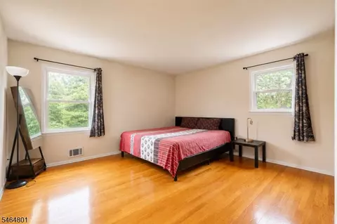 Bedroom - 66 Edison Ave, Edison, NJ 08820 photo 1 of 5