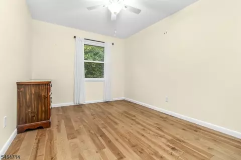 Bedroom - 70 Mackenzie Rd, Hampton, NJ 08827 photo 4 of 4