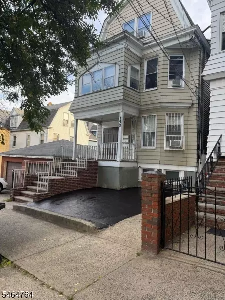 150 Elwood Ave, Newark, NJ 07104