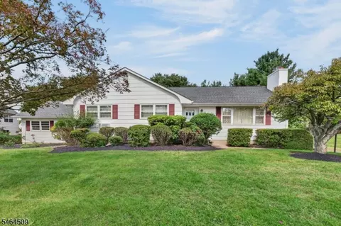 444 Vanderveer Rd, Bridgewater, NJ 08807