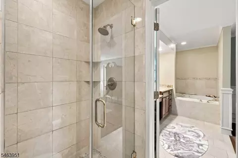 Bath - 72 Bald Eagle Rd, Hackettstown, NJ 07840 photo 4 of 4