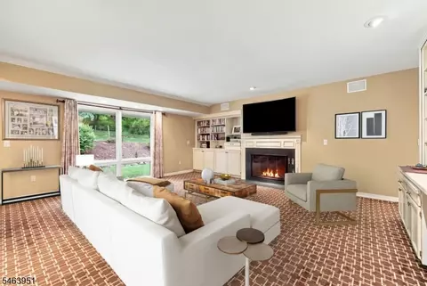 Living - 72 Bald Eagle Rd, Hackettstown, NJ 07840 photo 3 of 4