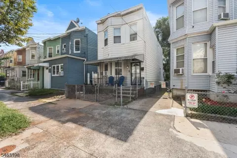 159 Boyd Ave, Jersey City, NJ 07304
