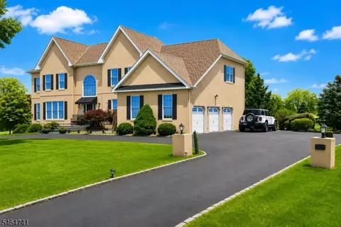 1 Valis Rd, Hillsborough, NJ 08844