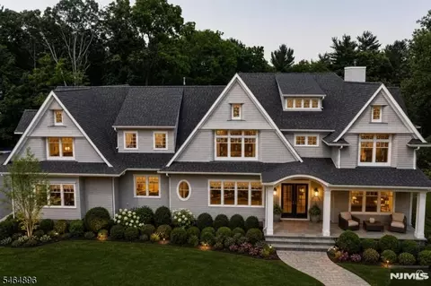 265 Terrace Rd, Franklin Lakes, NJ 07417
