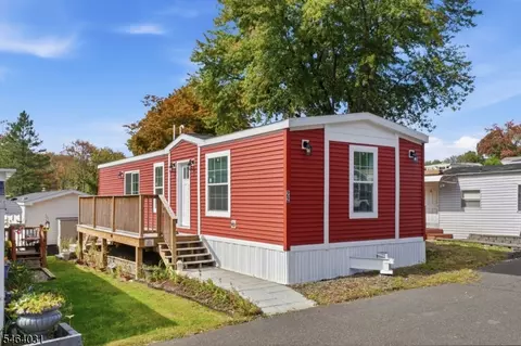 195 W Main St UNIT 22, Chester, NJ 07930