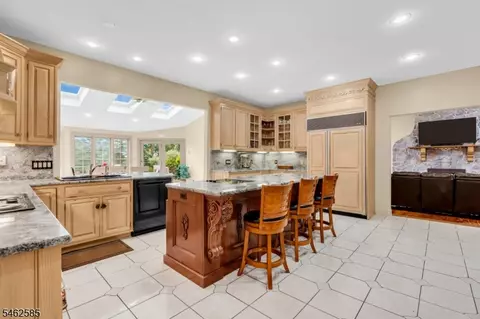 Kitchen - 47 Rustic Trl, Flemington, NJ 08822 photo 1 of 4