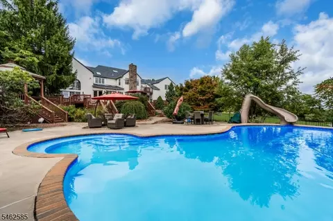Exterior - 47 Rustic Trl, Flemington, NJ 08822 photo 8 of 10