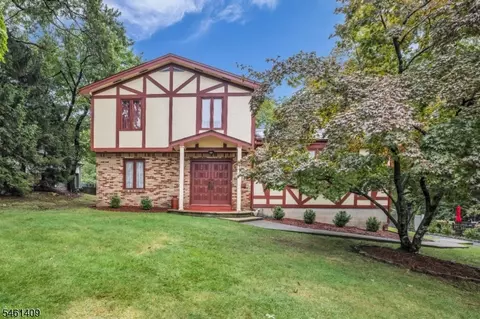 209 Cedar St, Cedar Grove, NJ 07009