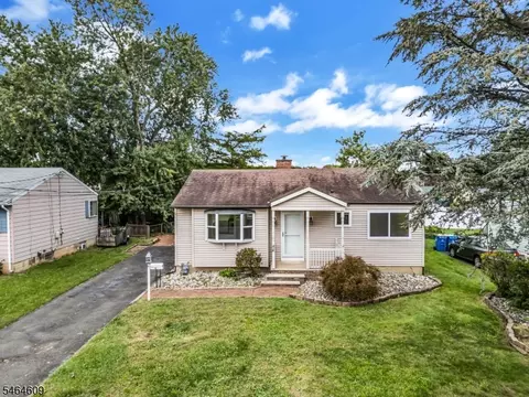 418 Harrison Ave, Manville, NJ 08835