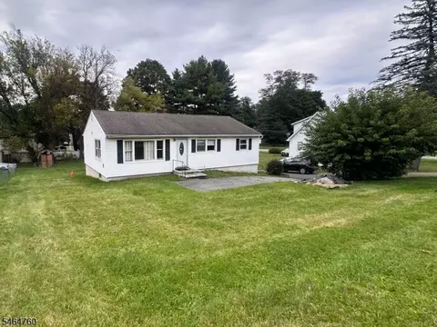 270 Munsonhurst Rd, Franklin, NJ 07416