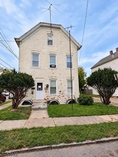 94 22nd Ave, Paterson, NJ 07513
