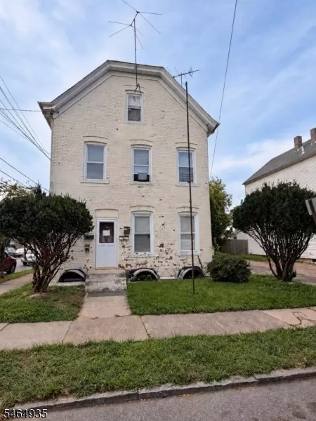94 22nd Ave, Paterson, NJ 07513