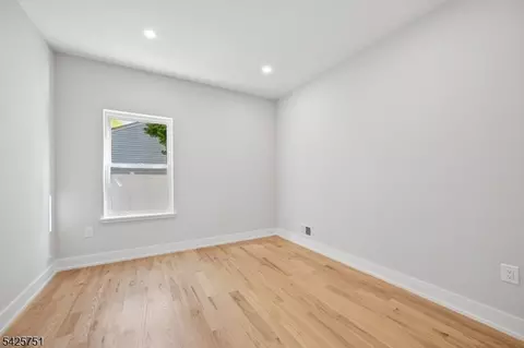Bedroom - 136 Irwin St, Springfield, NJ 07081 photo 1 of 5