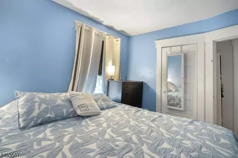 Bedroom - 124 Jefferson St, Haskell, NJ 07420 photo 4 of 5