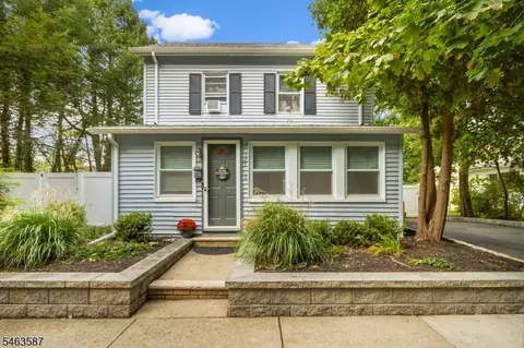 Exterior - 124 Jefferson St, Haskell, NJ 07420 photo 2 of 6