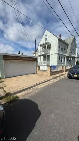 278 18th Ave, Paterson, NJ 07504
