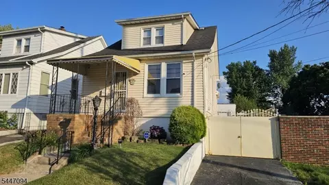 254 Illinois Ave, Paterson, NJ 07503
