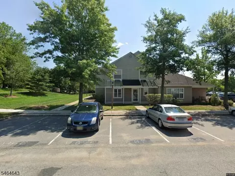 56 Cain Ct, Bridgewater, NJ 08807
