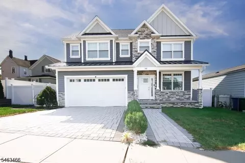 148 Mccutcheon Ave, Sayreville, NJ 08872