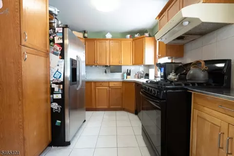 Kitchen - 3 6th Ave, Haskell, NJ 07420 photo 1 of 1