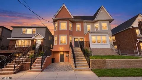 99 W 50 St, Bayonne, NJ 07002