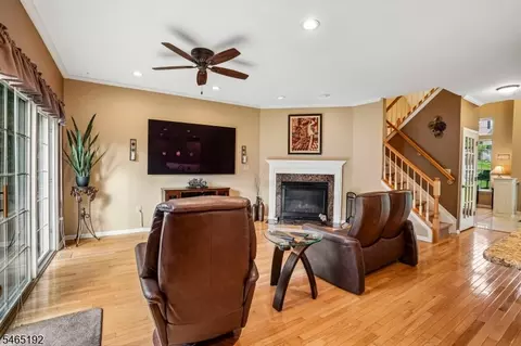 16 Langdale Rd, Wayne, NJ 07470 photo 7
